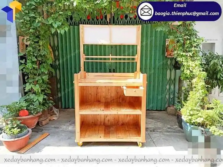 xưởng đóng xe trà sữa gỗ