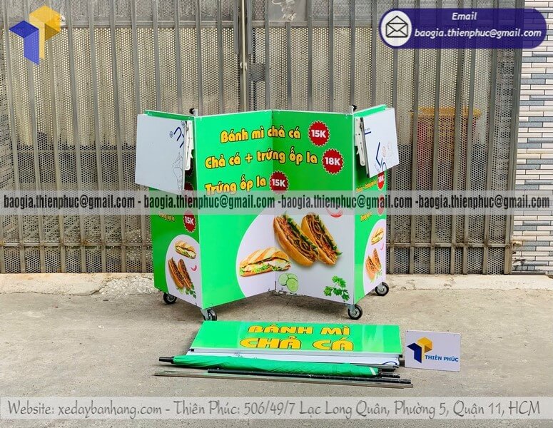 Xưởng sản xuất quầy bán bánh mì lắp ráp có thêm dù che theo yêu cầu kích thước mẫu mã